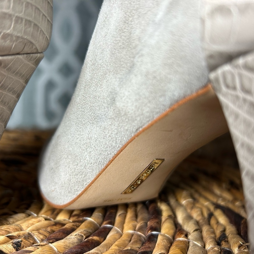 Women’s Size 9.5 Booties Heels Pointed Toe Gray Snake Print Leather Loise et Cie - Picture 14 of 16